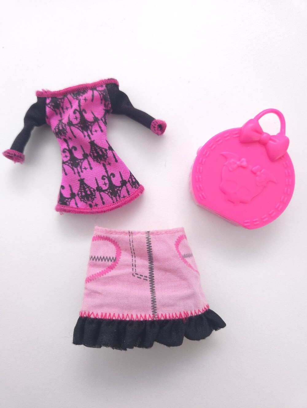Monster High Scaris City of Frights Draculaura Replacement Outfit and Bag